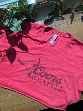 Coors & Cattle Cropped Graphic Tee Small Western Cowgirl Rodeo Festival Top